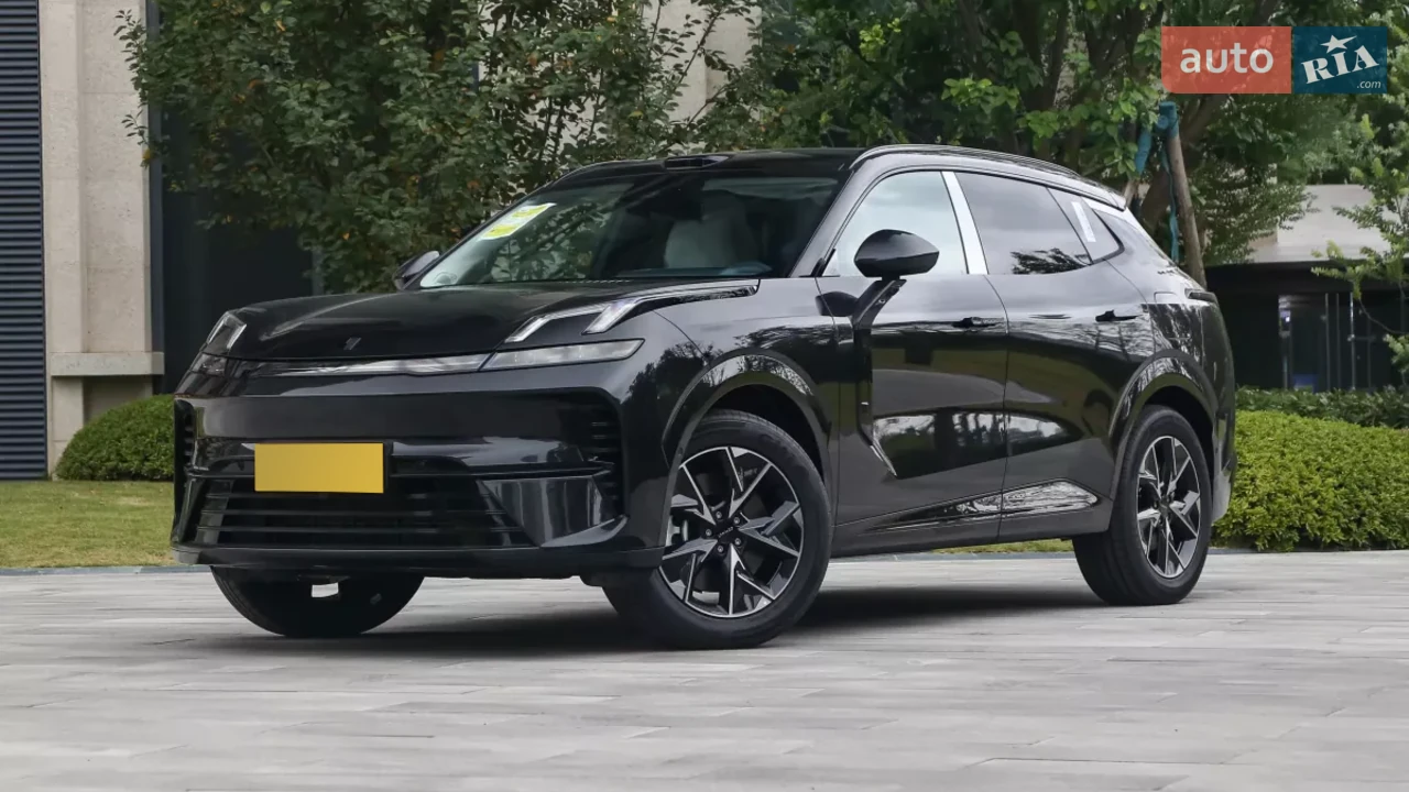 Lynk&Co 08