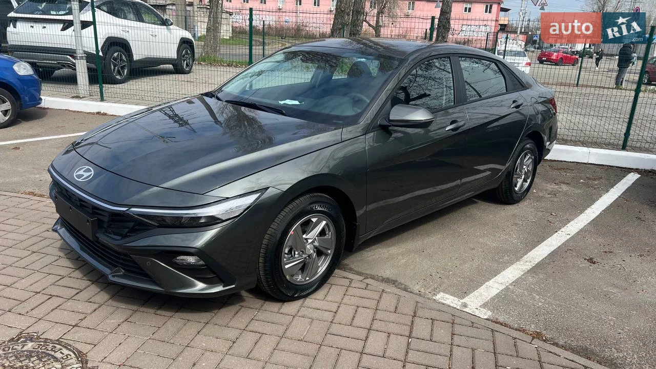 Hyundai Elantra