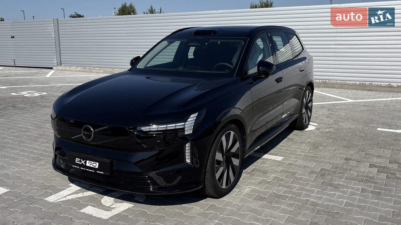 Volvo EX90