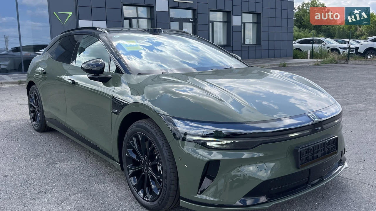 Zeekr 007 GT