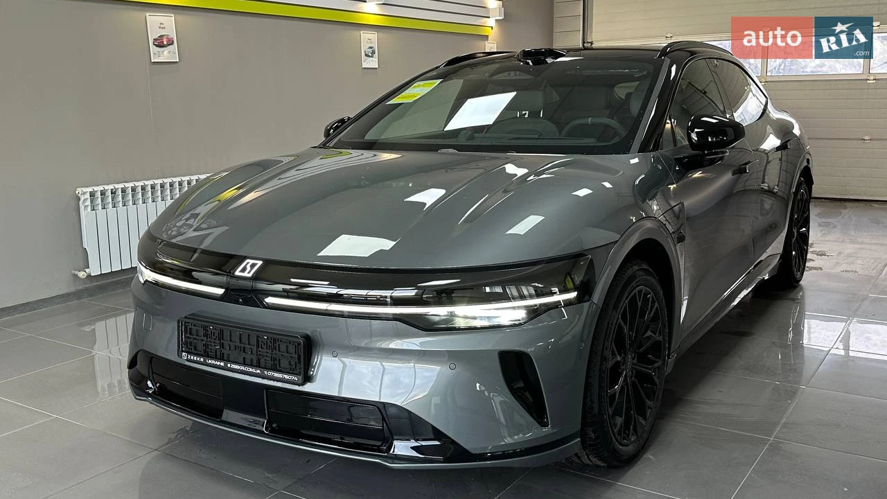 Zeekr 007 GT