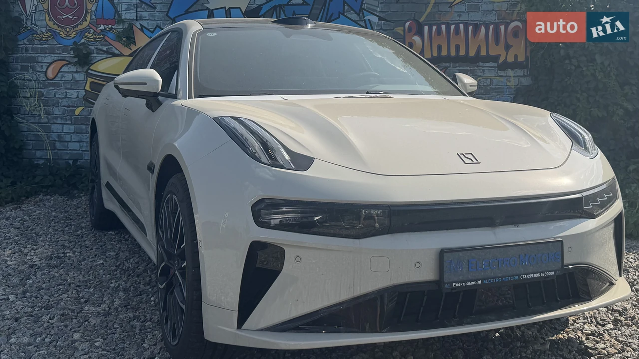 Zeekr 001