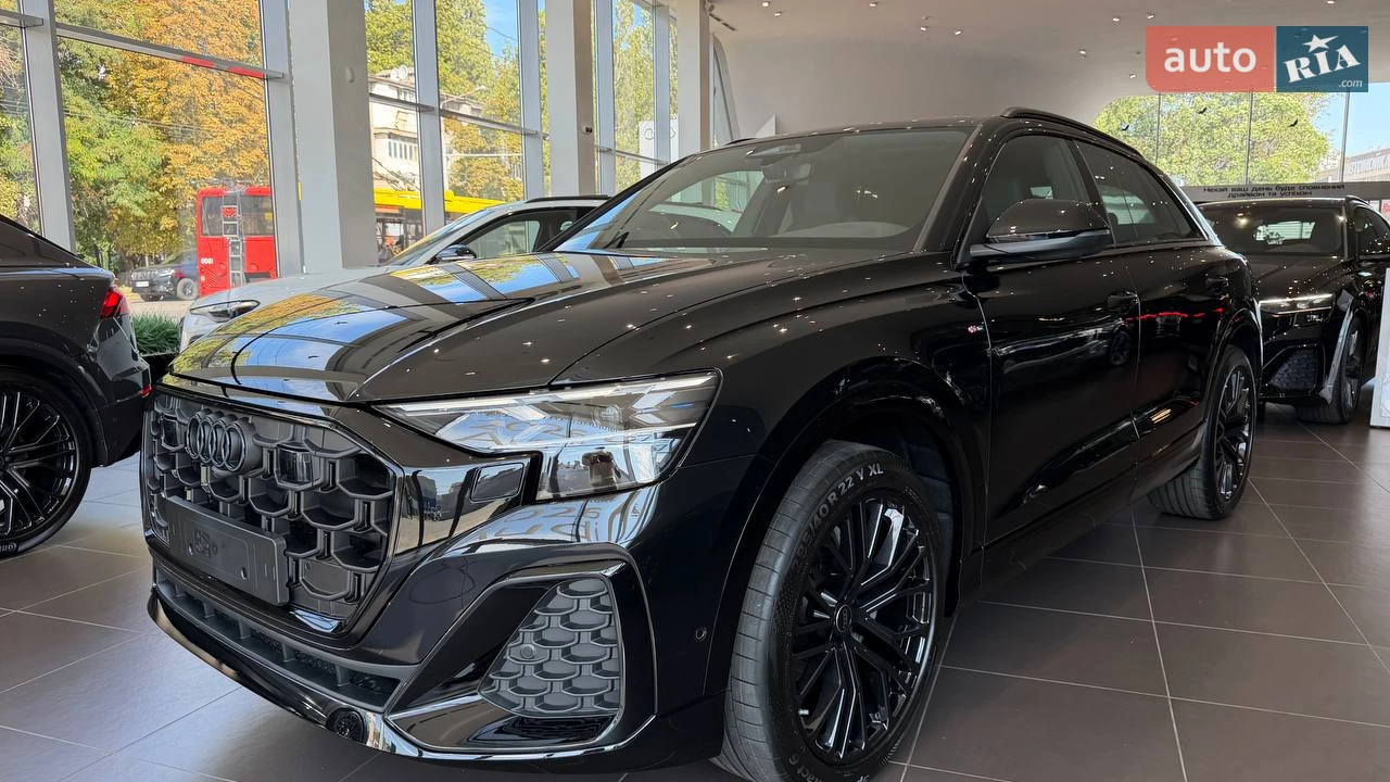 Audi Q8