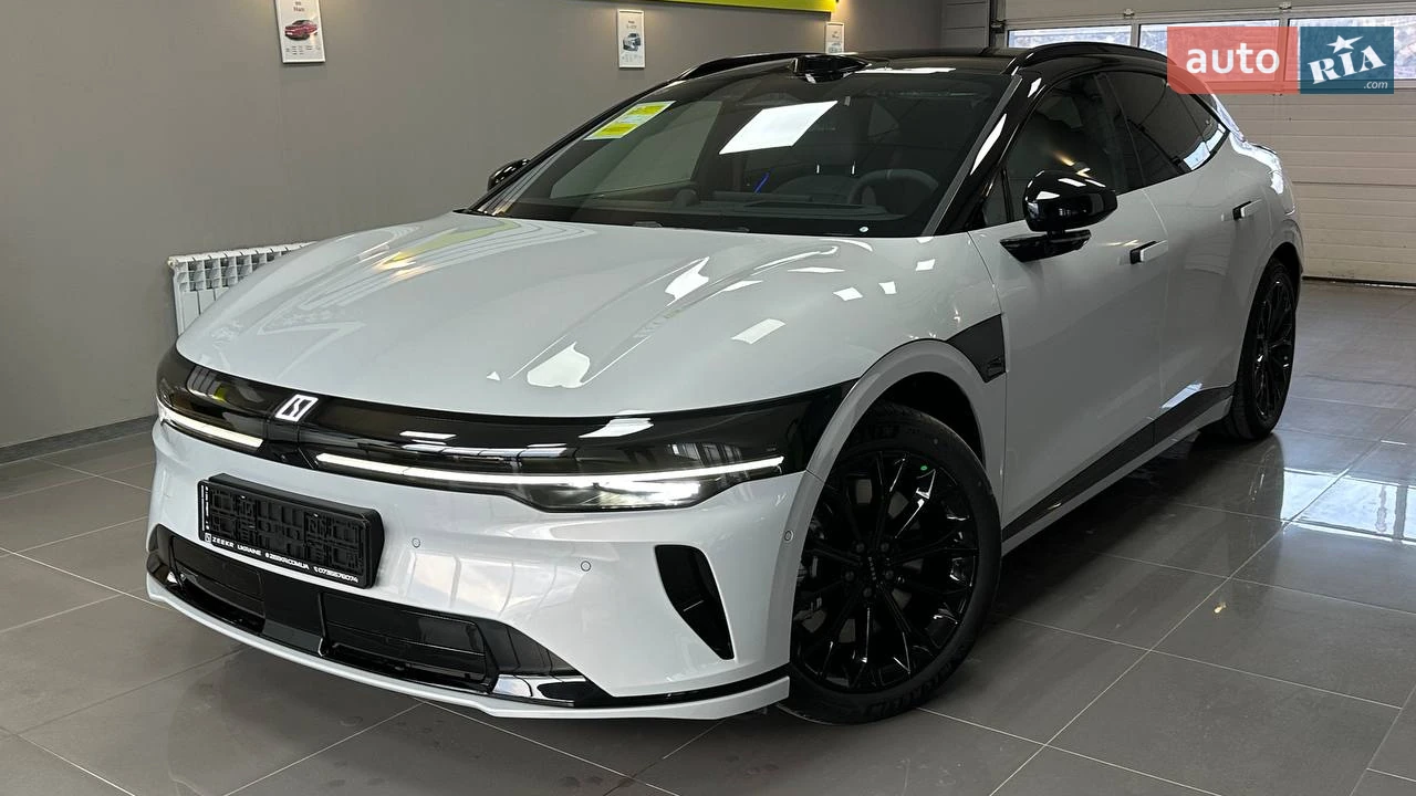 Zeekr 007 GT