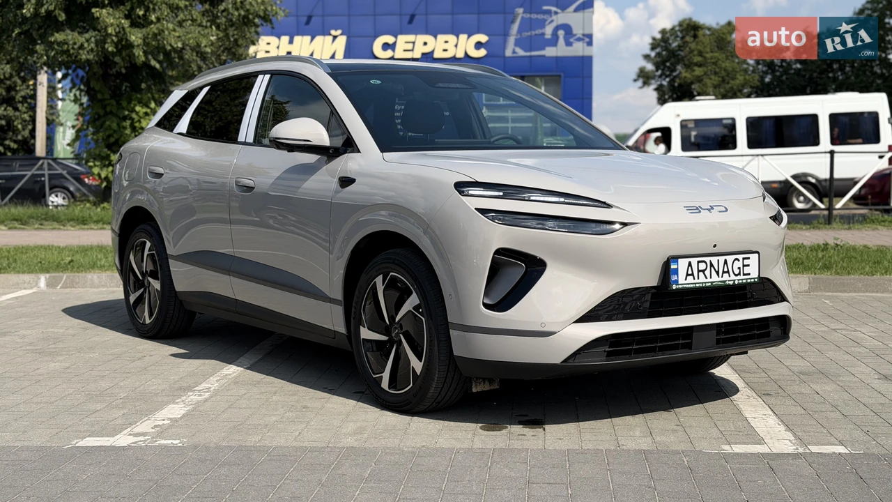 BYD Sea Lion 06