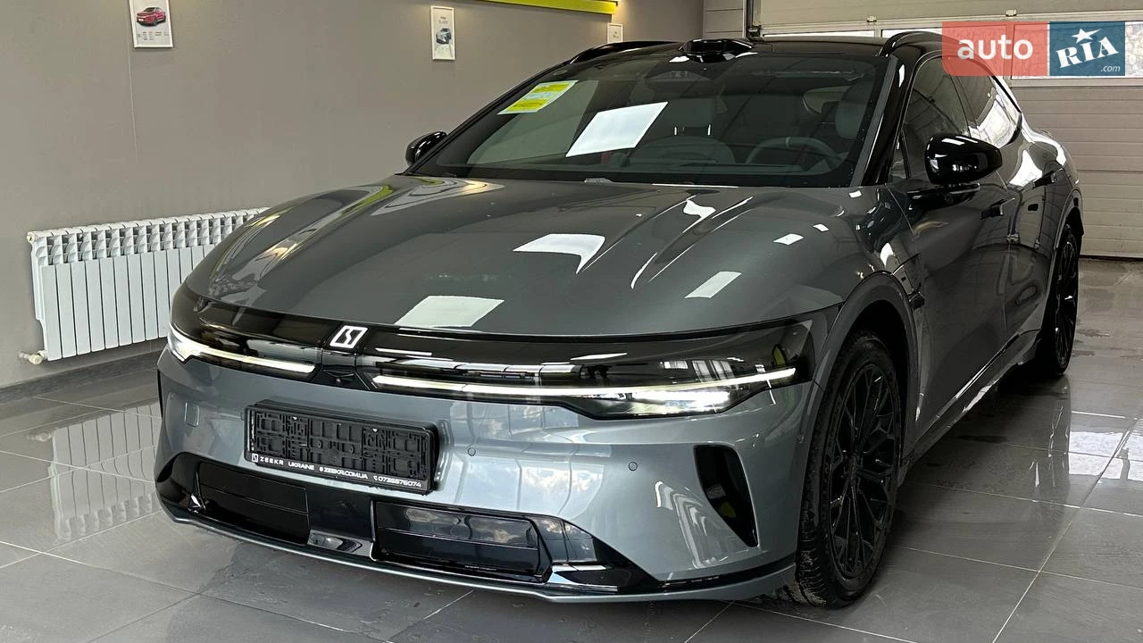 Zeekr 007 GT