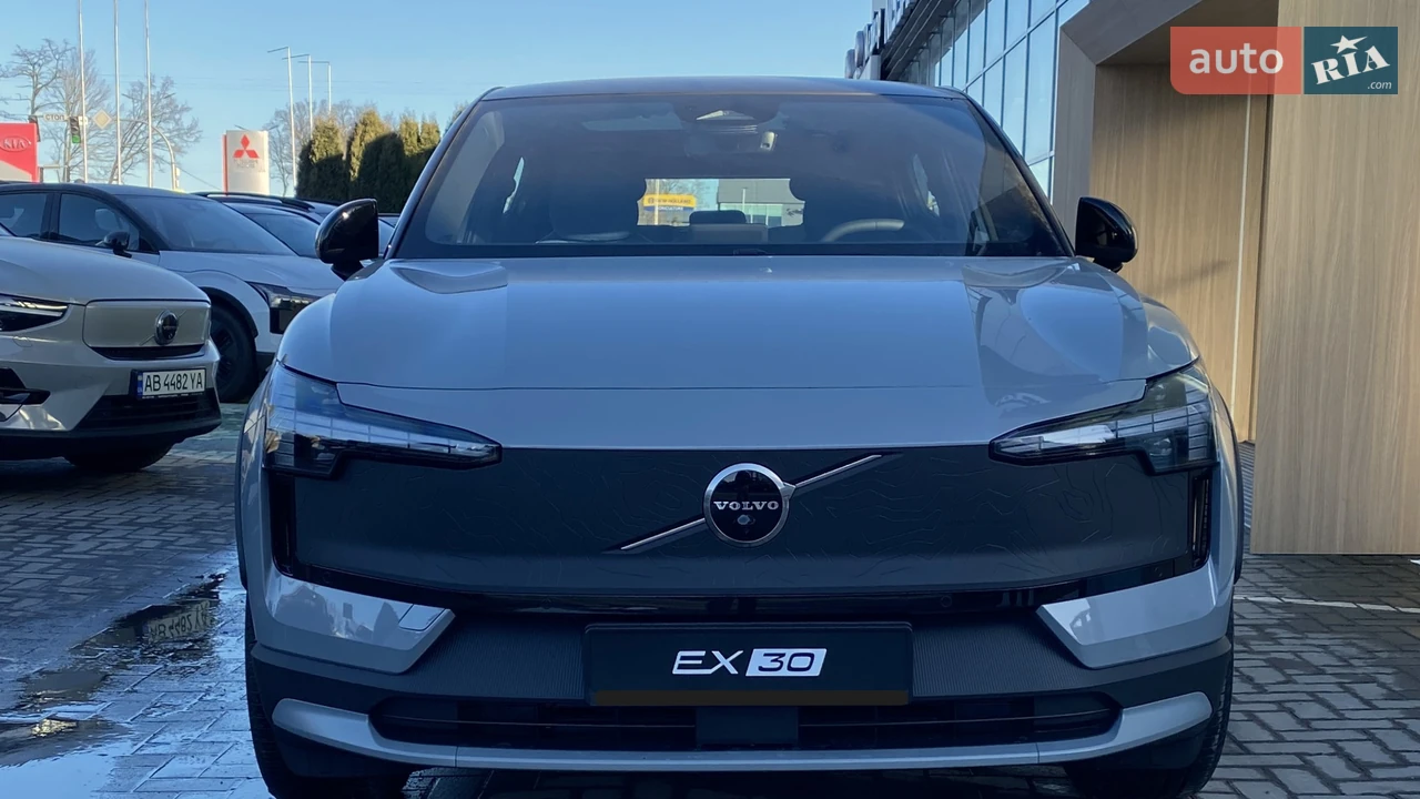 Volvo EX30 Cross Country
