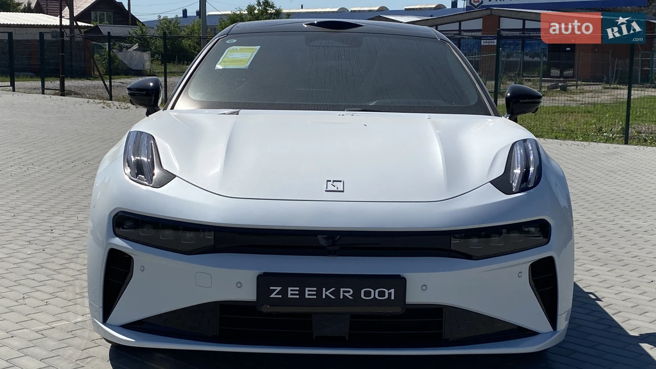 Zeekr 001