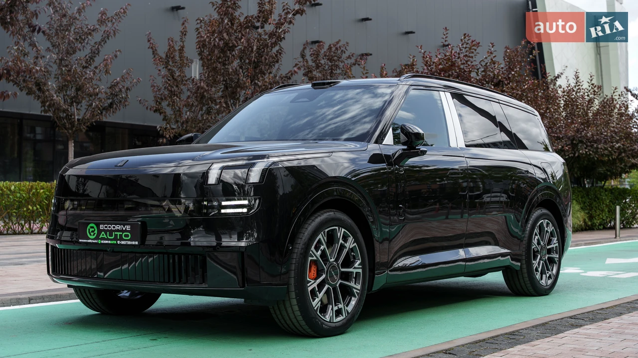 Lynk&Co 900