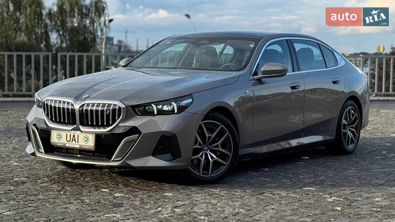 BMW i5