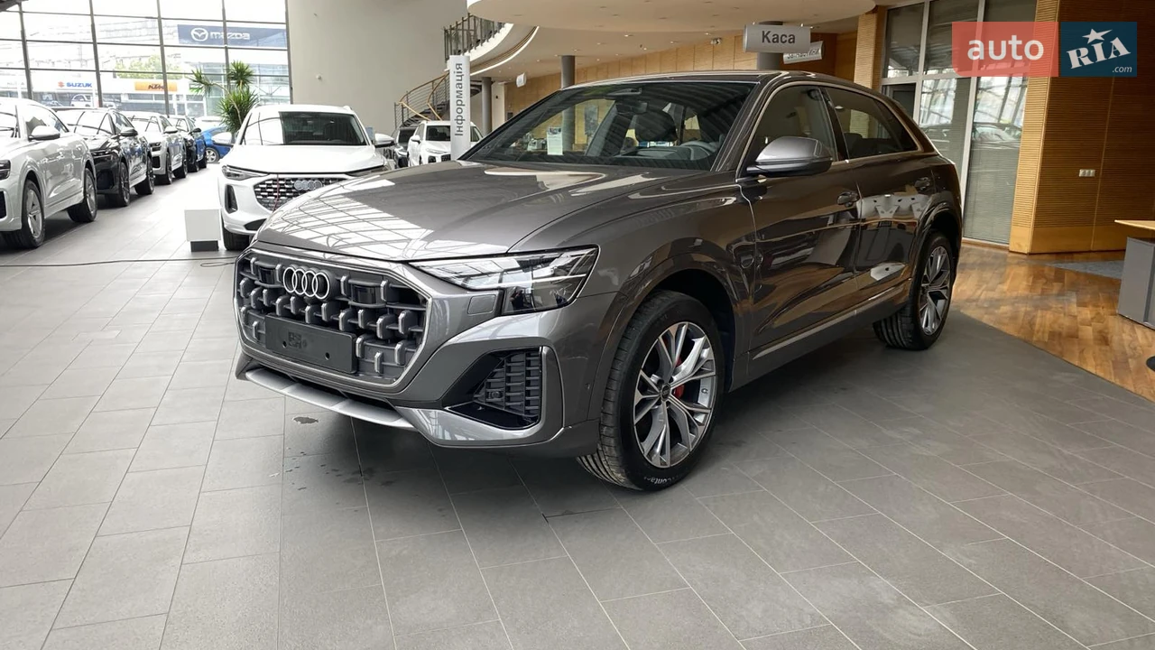 Audi Q8