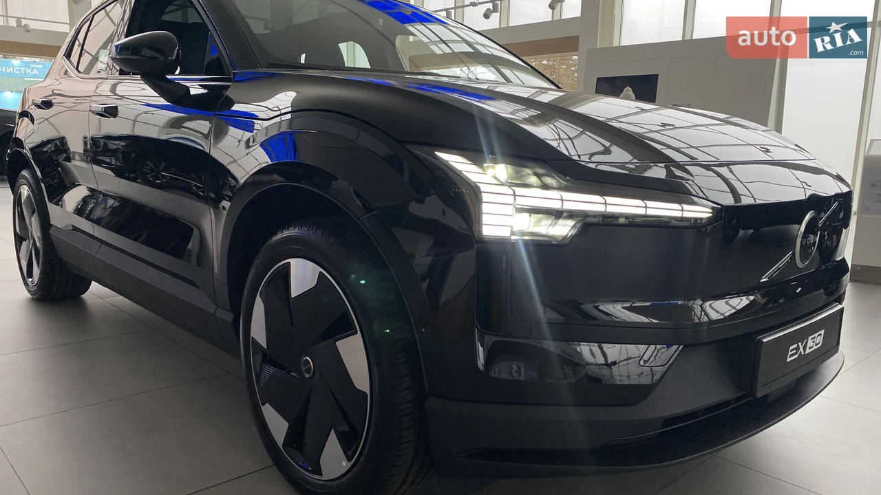 Volvo EX30