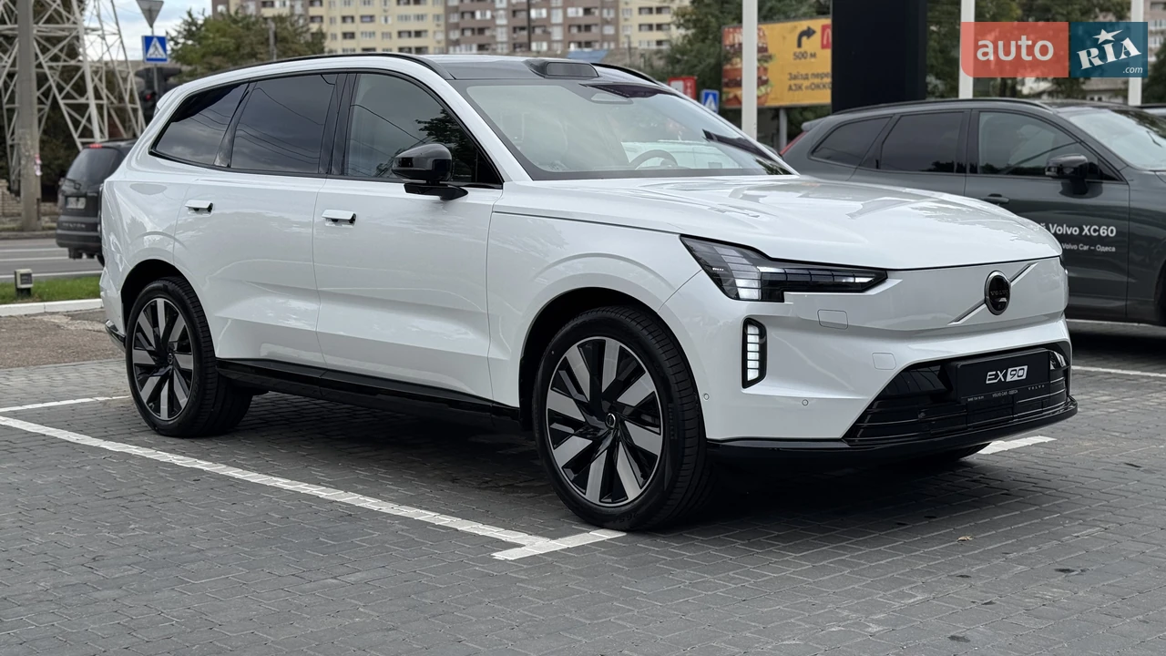 Volvo EX90