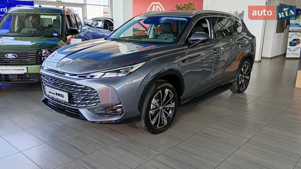MG HS