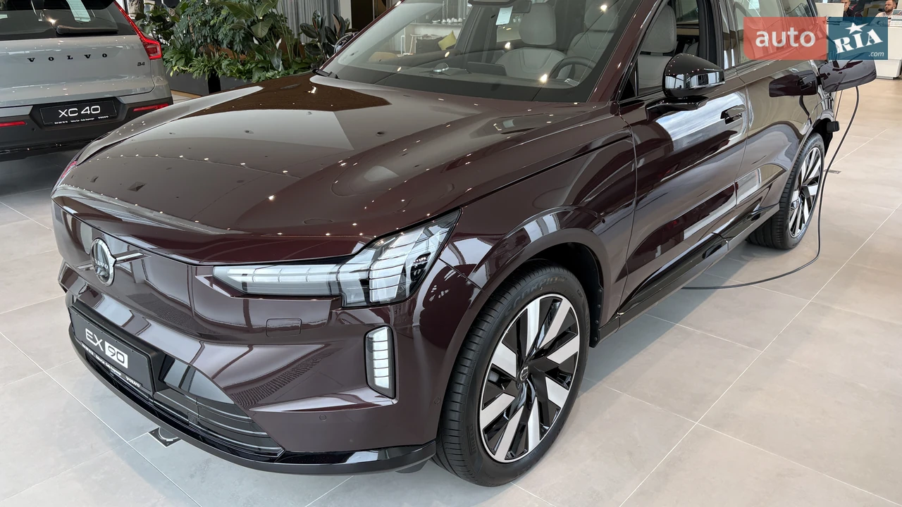 Volvo EX90