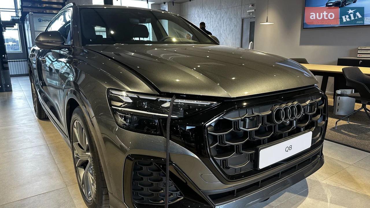 Audi Q8