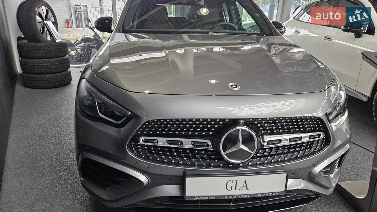 Mercedes-Benz GLA-Class