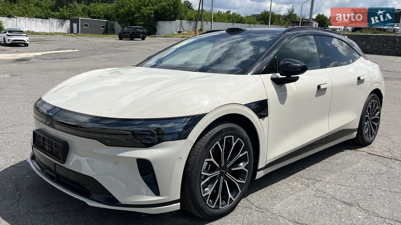 Zeekr 007 GT