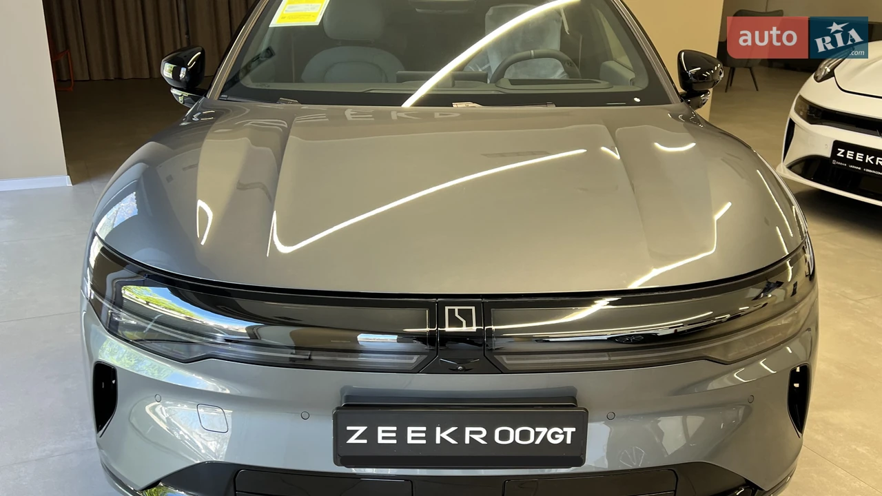 Zeekr 007 GT