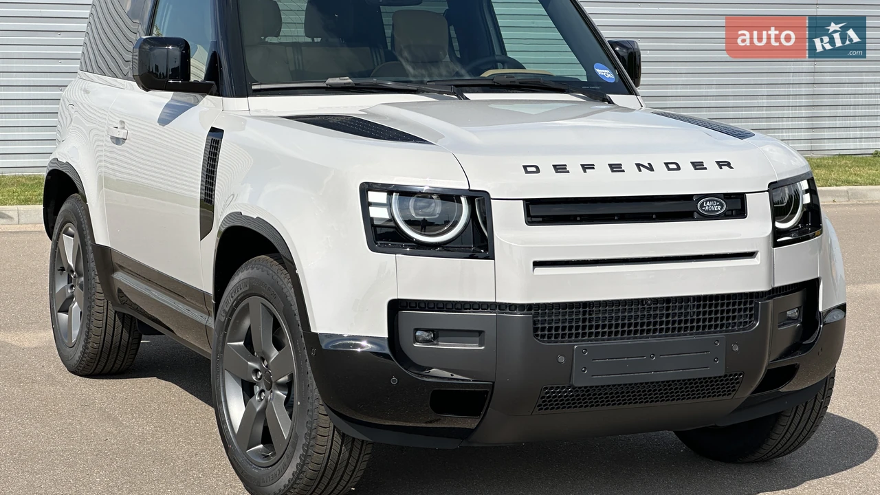 Land Rover Defender