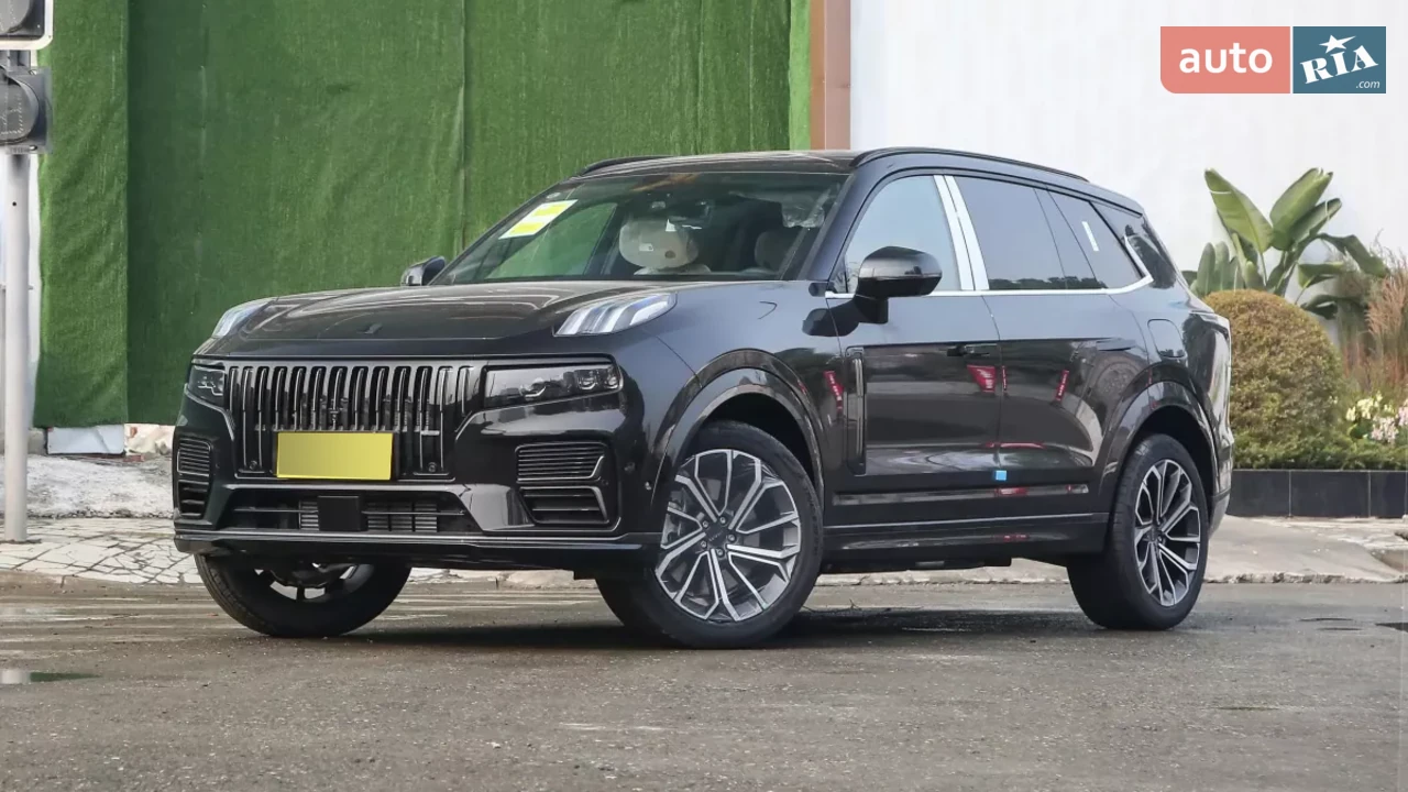 Lynk&Co 09