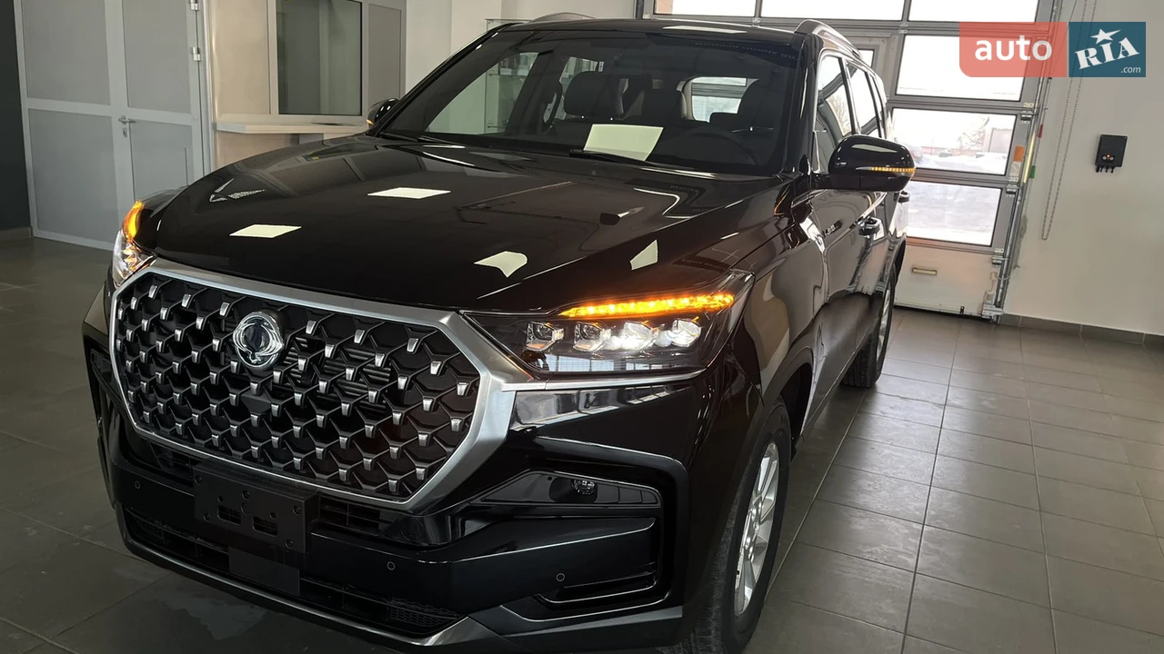 KG Mobility Rexton