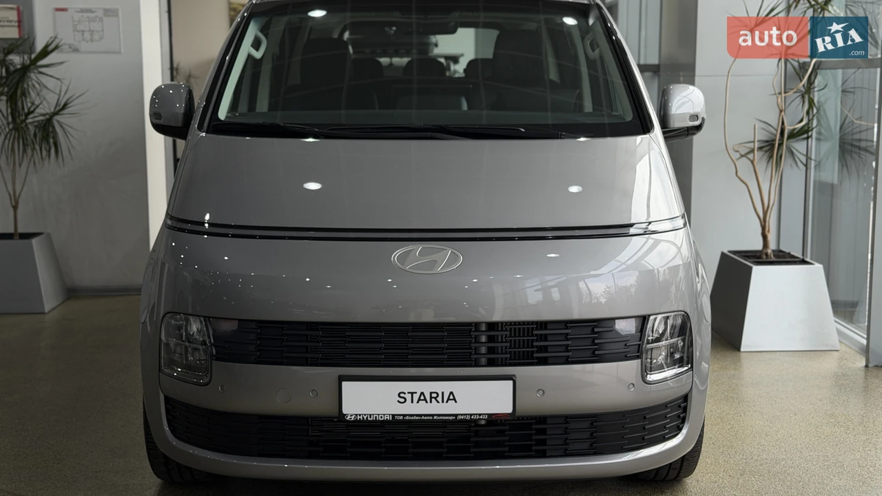 Hyundai Staria