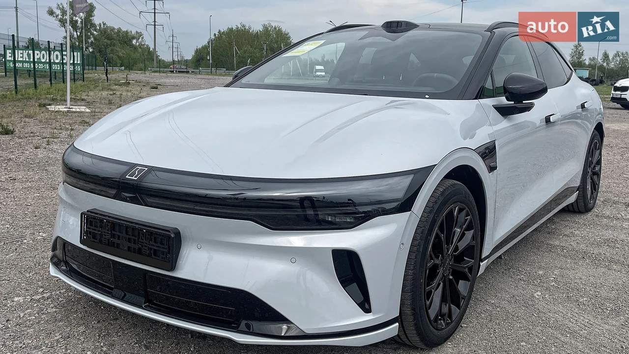 Zeekr 007 GT